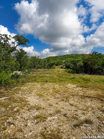 753 County Road 242 Hondo, TX 78861