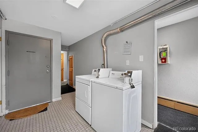 2480 W Caithness Place #2 Denver, CO 80211