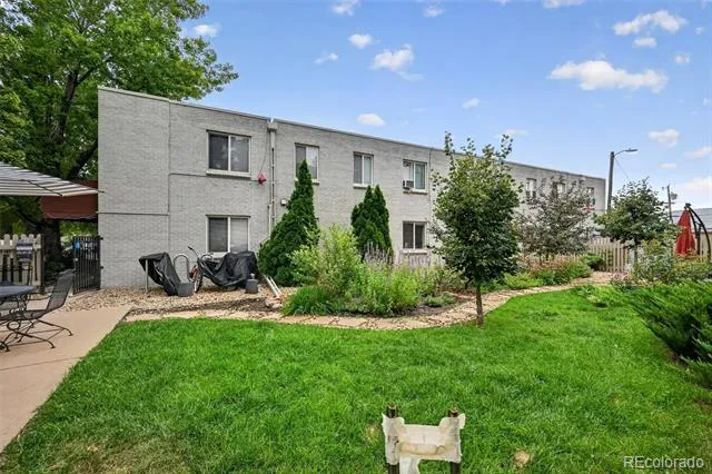 2480 W Caithness Place #2 Denver, CO 80211