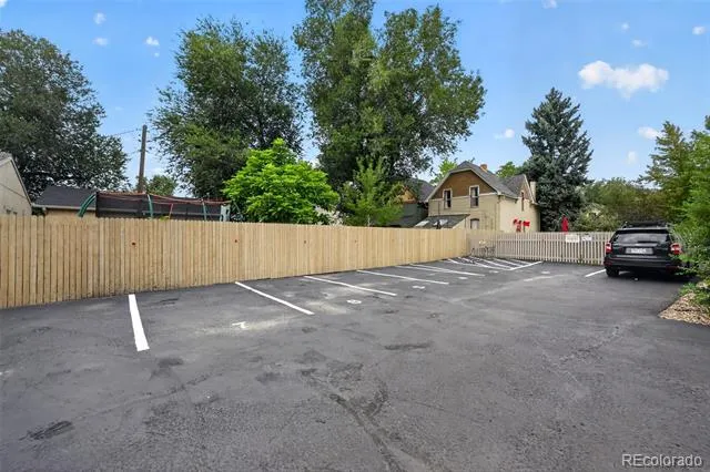 2480 W Caithness Place #2 Denver, CO 80211