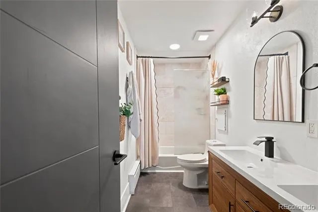 7773 S Oneida Court Centennial, CO 80112