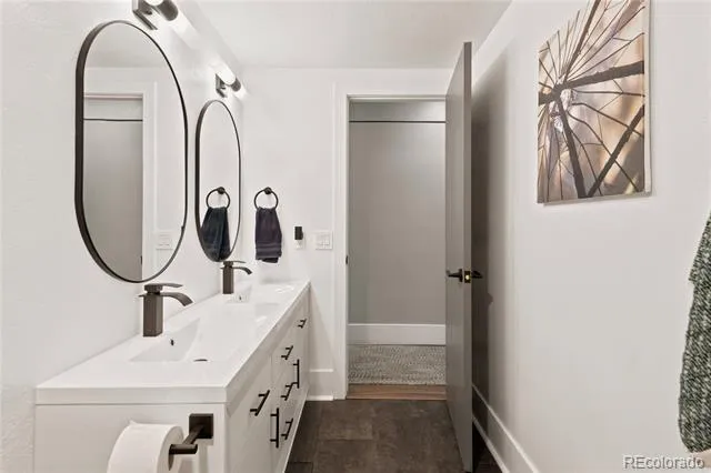 7773 S Oneida Court Centennial, CO 80112