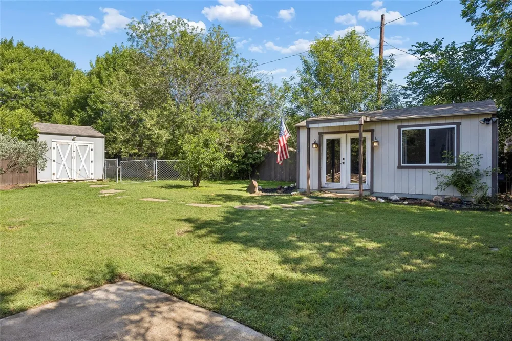 1203 Oakwood Trail Southlake, TX 76092