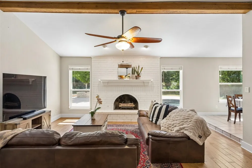 1203 Oakwood Trail Southlake, TX 76092