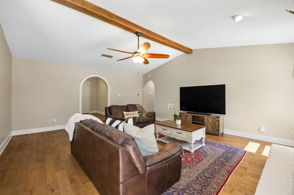 1203 Oakwood Trail Southlake, TX 76092