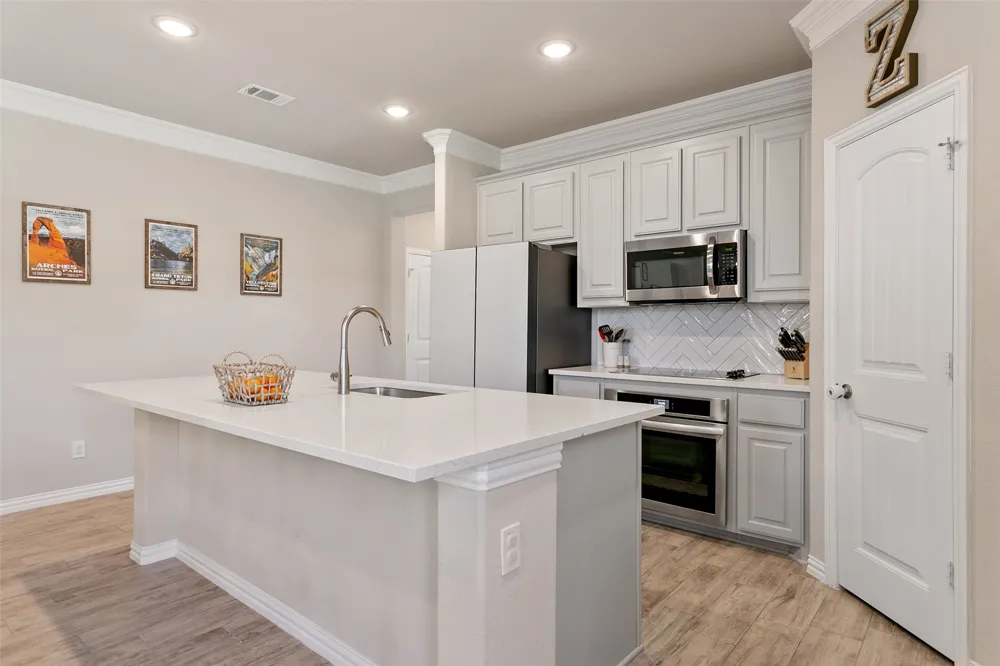 129 Cooper Court Springtown, TX 76082