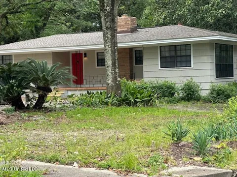 1133 W Cherokee Glen