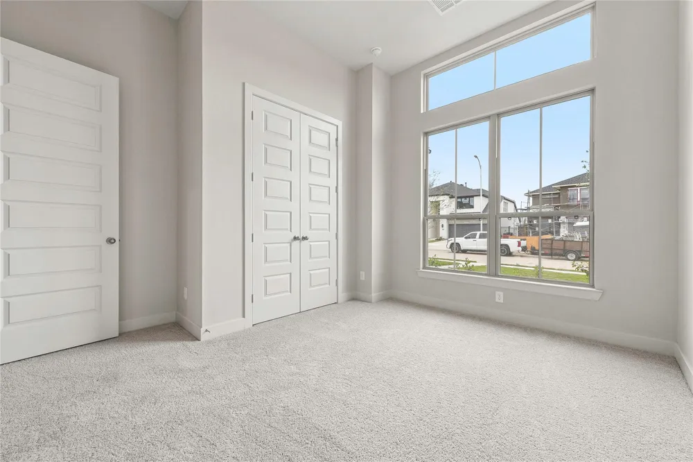 813 Caballos Drive League City, TX 77546