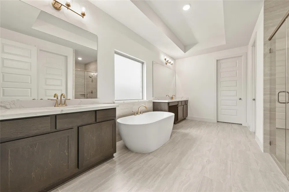 813 Caballos Drive League City, TX 77546