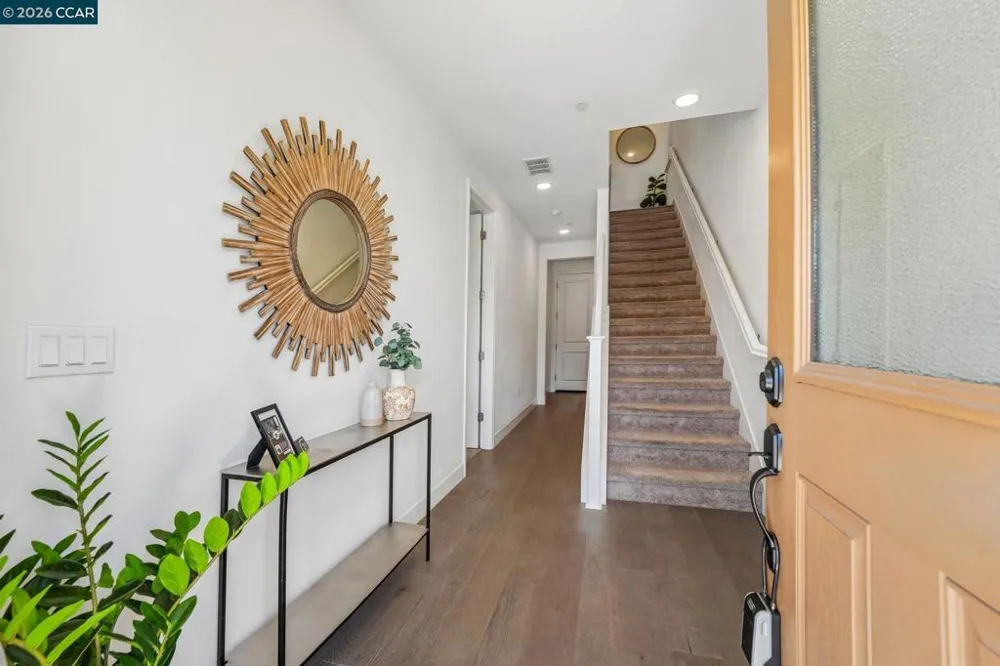1902 Shasta Ln Hercules, CA 94547