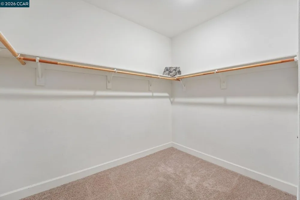 1902 Shasta Ln Hercules, CA 94547