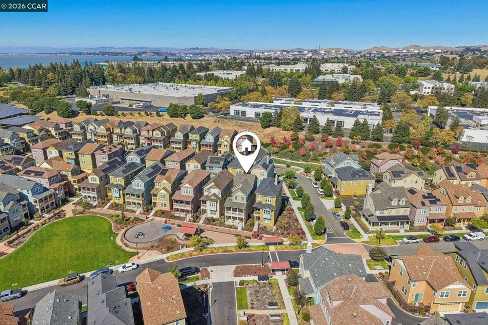 1902 Shasta Ln Hercules, CA 94547