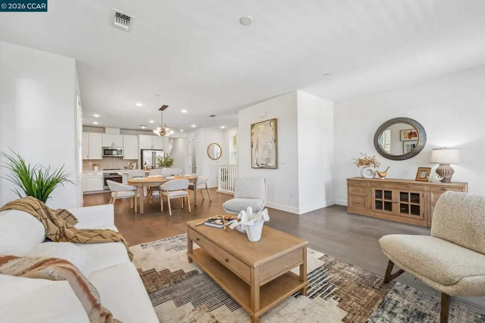 1902 Shasta Ln Hercules, CA 94547
