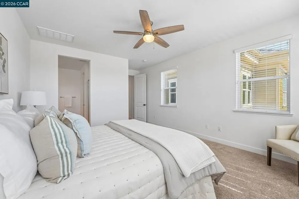 1902 Shasta Ln Hercules, CA 94547