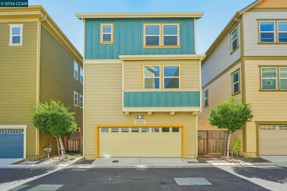 1902 Shasta Ln Hercules, CA 94547