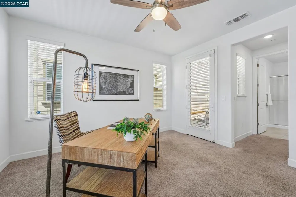1902 Shasta Ln Hercules, CA 94547