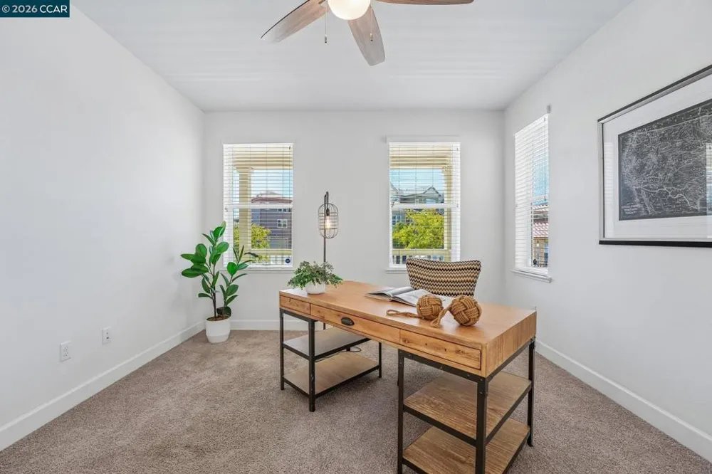 1902 Shasta Ln Hercules, CA 94547