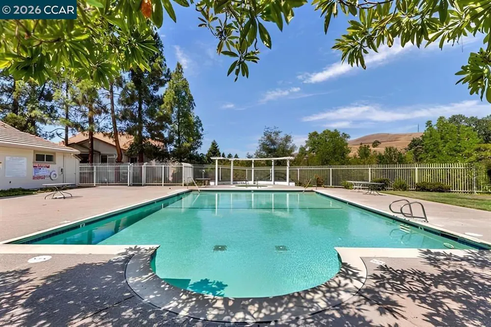 138 Marsala Ct Hercules, CA 94547
