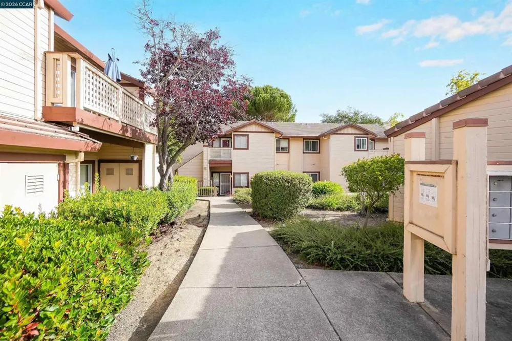 138 Marsala Ct Hercules, CA 94547