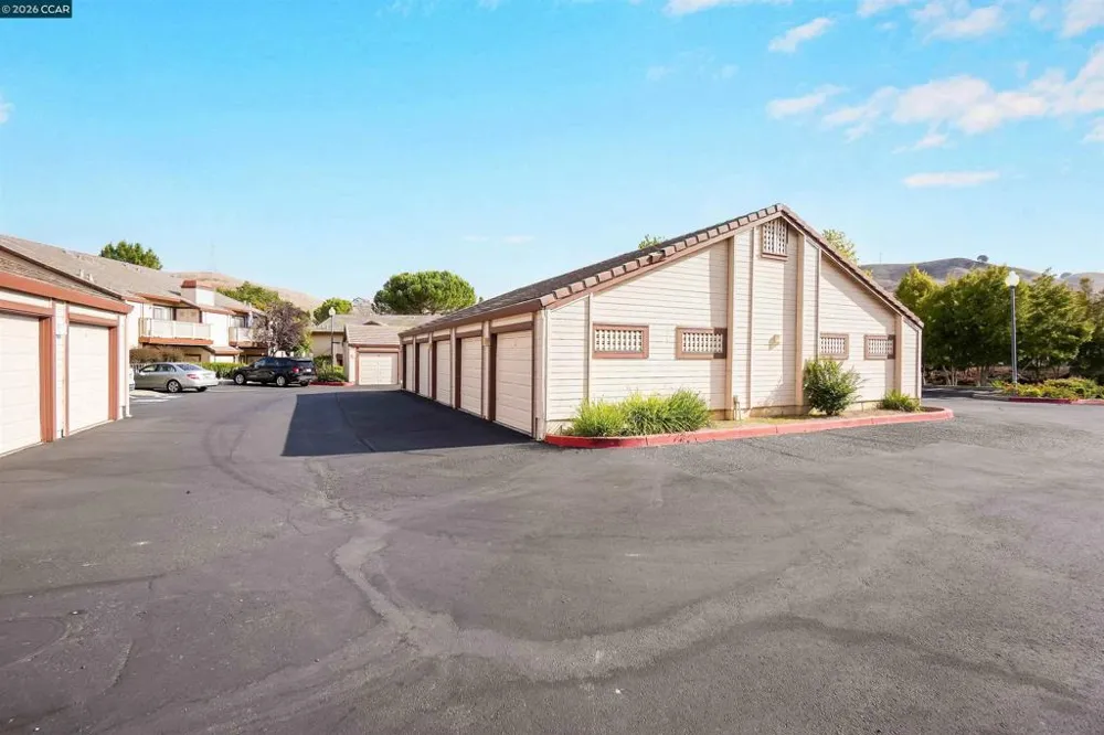 138 Marsala Ct Hercules, CA 94547