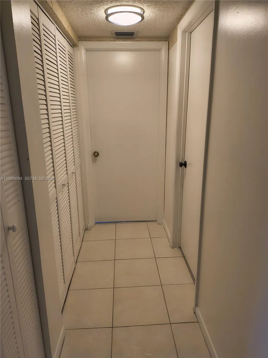 9830 W Mcnab Rd #208 Tamarac, FL 33321