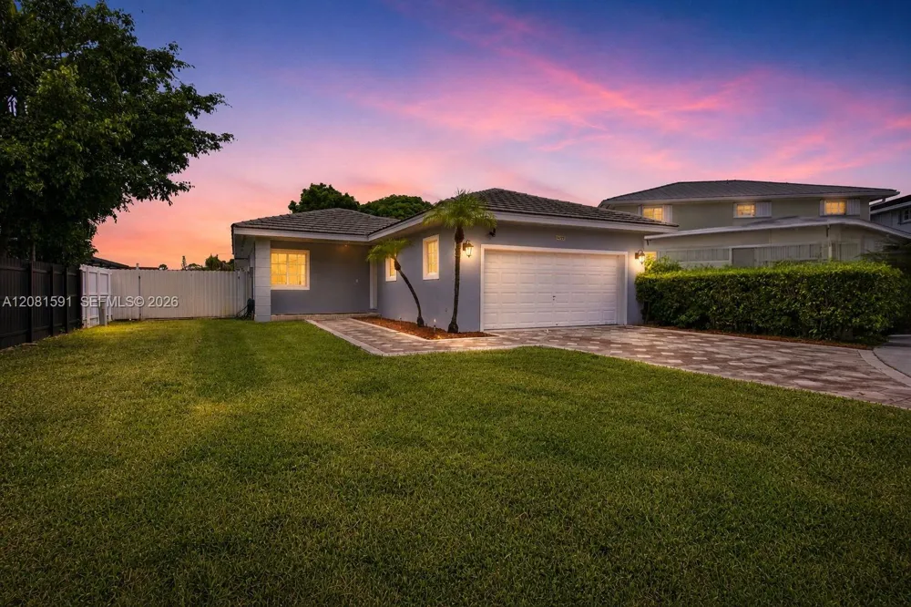 14720 SW 141st Ter Miami, FL 33196