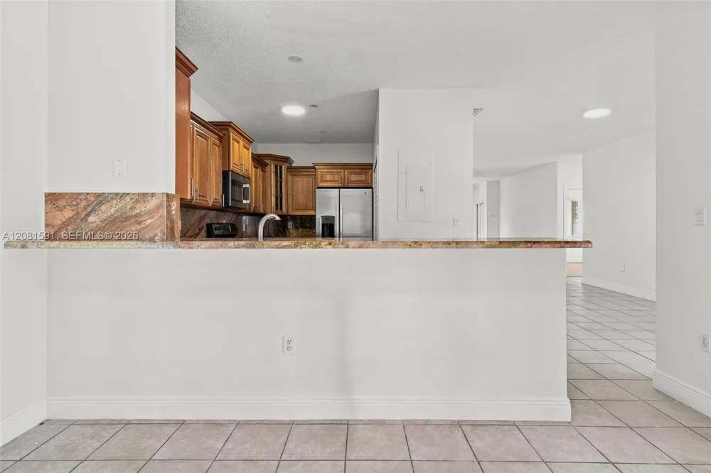 14720 SW 141st Ter Miami, FL 33196