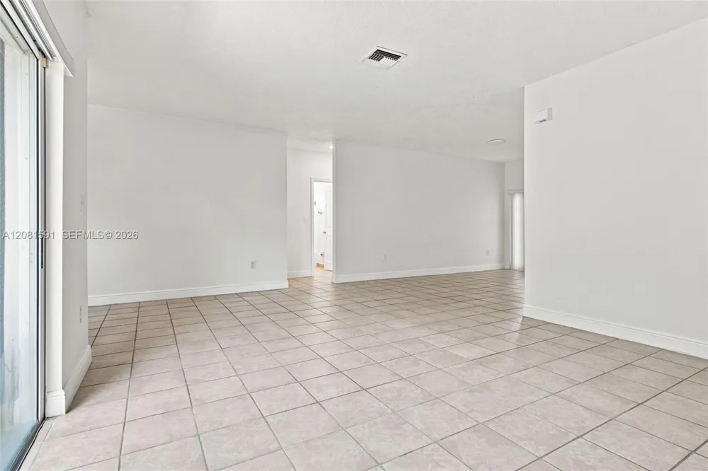 14720 SW 141st Ter Miami, FL 33196
