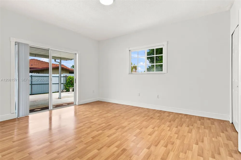 14720 SW 141st Ter Miami, FL 33196