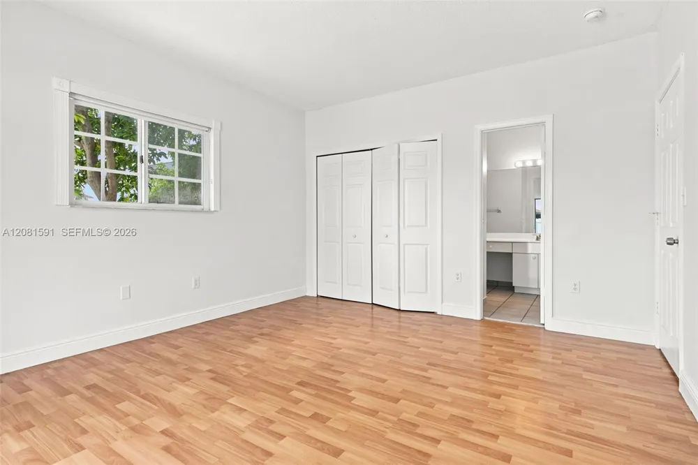 14720 SW 141st Ter Miami, FL 33196
