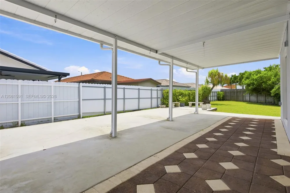 14720 SW 141st Ter Miami, FL 33196