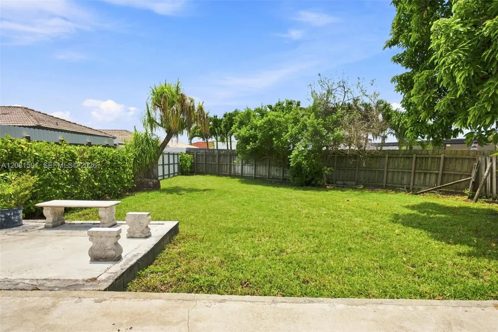 14720 SW 141st Ter Miami, FL 33196