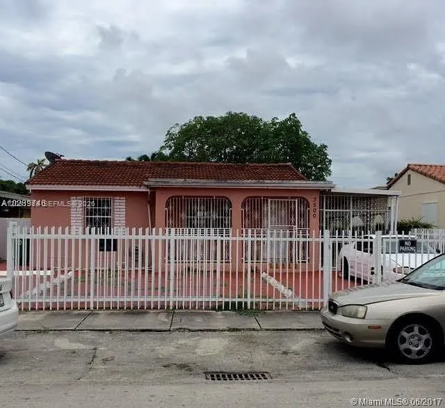 3500 NW 16th Ter Miami, FL 33125