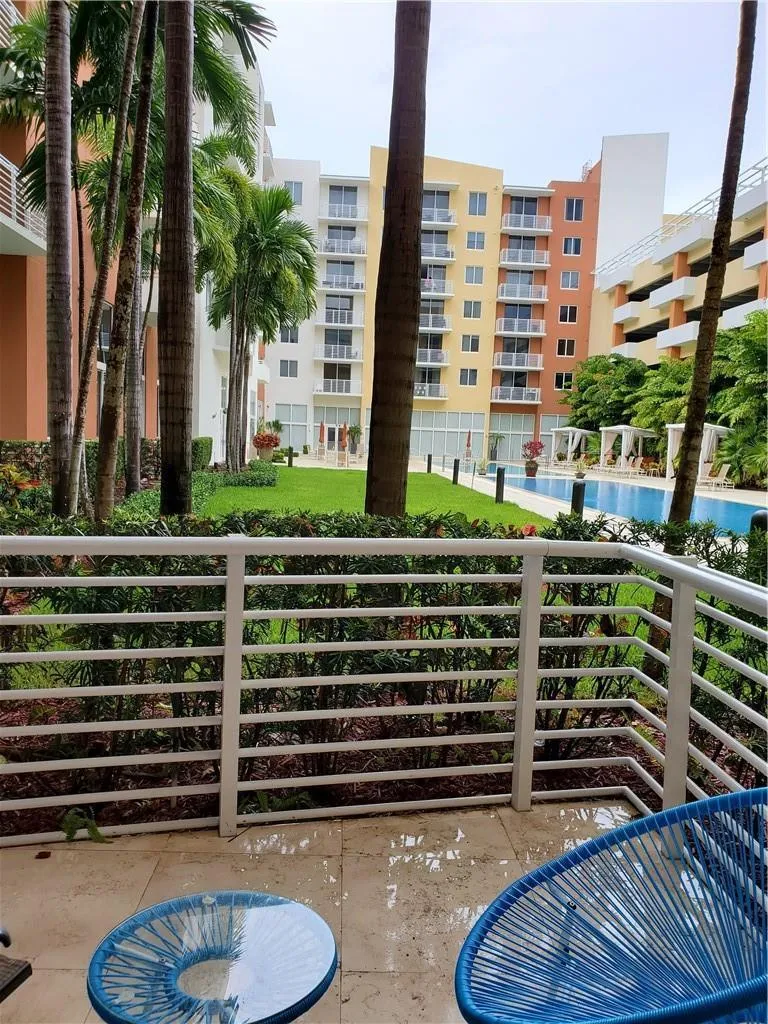 2775 NE 187TH STREET #121 Aventura, FL 33180