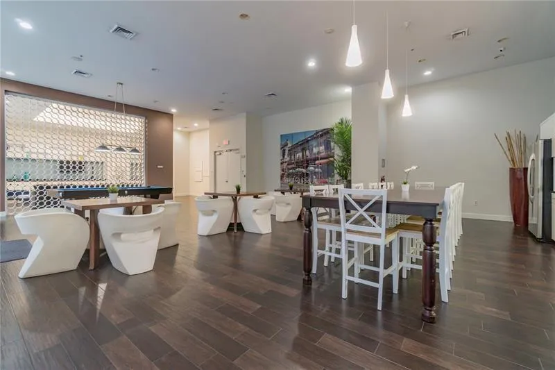 2775 NE 187TH STREET #121 Aventura, FL 33180