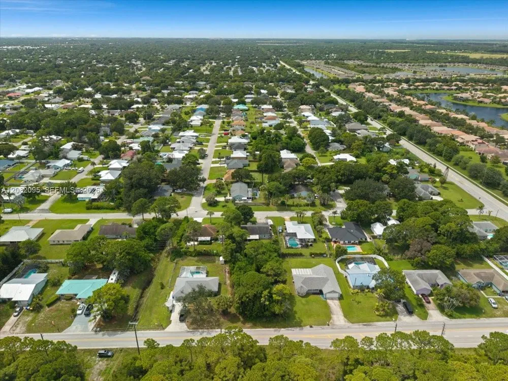 1855 SW 17th Ln SW Vero Beach, FL 32962