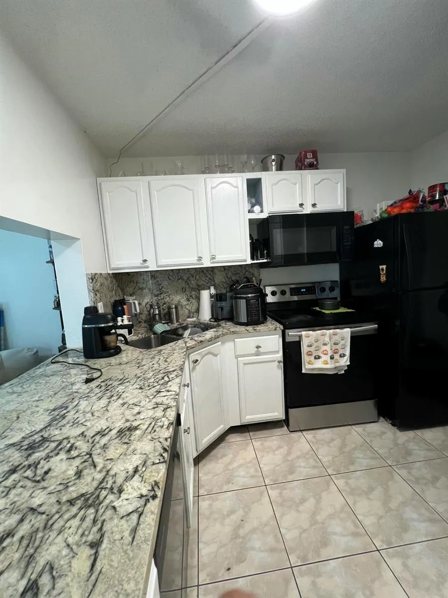 1007 GREEN PINE BOULEVARD #D2 West Palm Beach, FL 33409