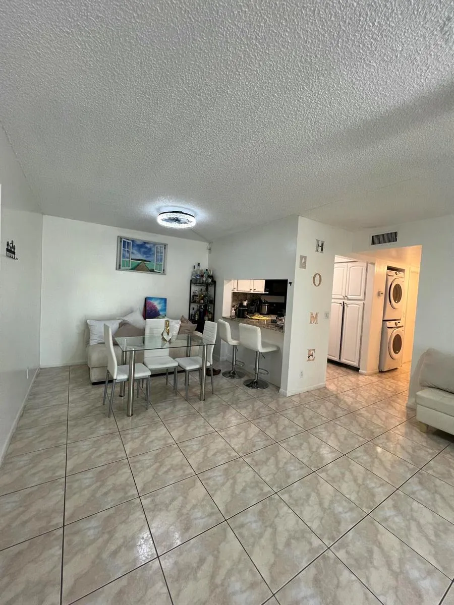 1007 GREEN PINE BOULEVARD #D2 West Palm Beach, FL 33409