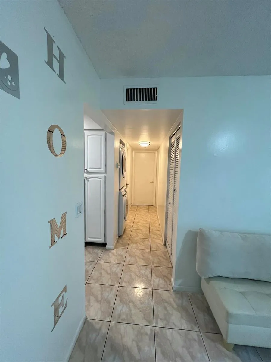 1007 GREEN PINE BOULEVARD #D2 West Palm Beach, FL 33409