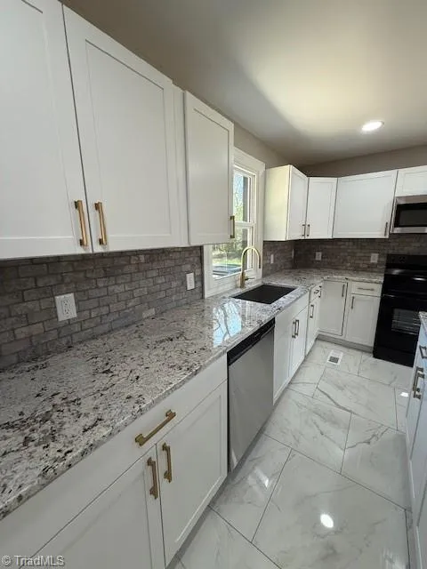 1682 Cunningham Brick Yard Road Thomasville, NC 27360