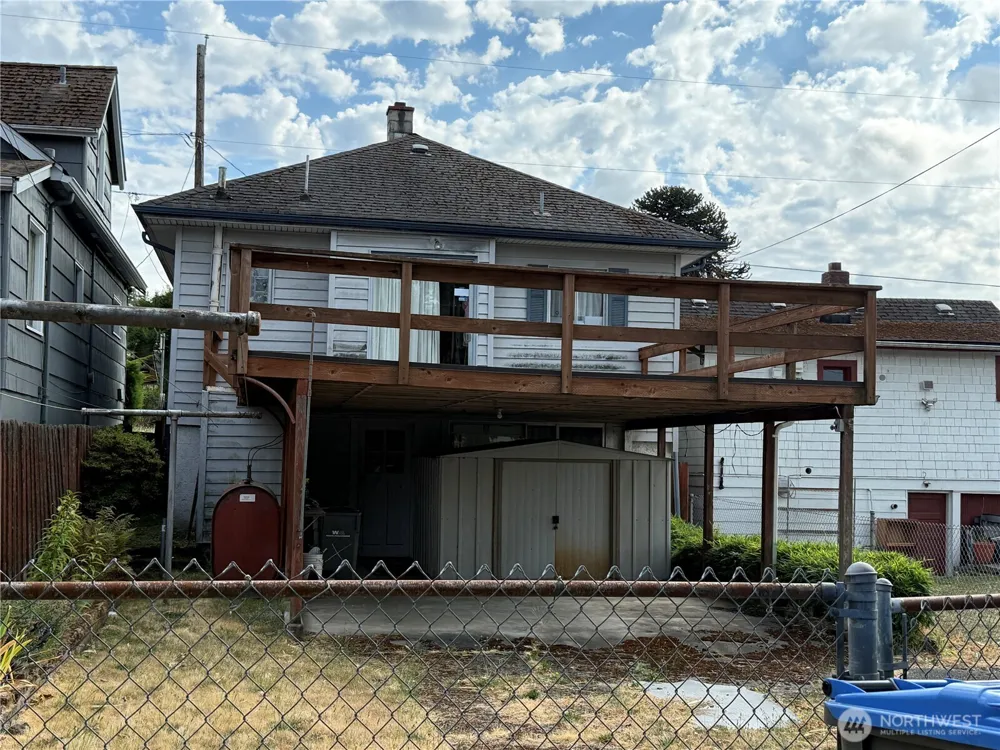 1940 4th Street Bremerton, WA 98337