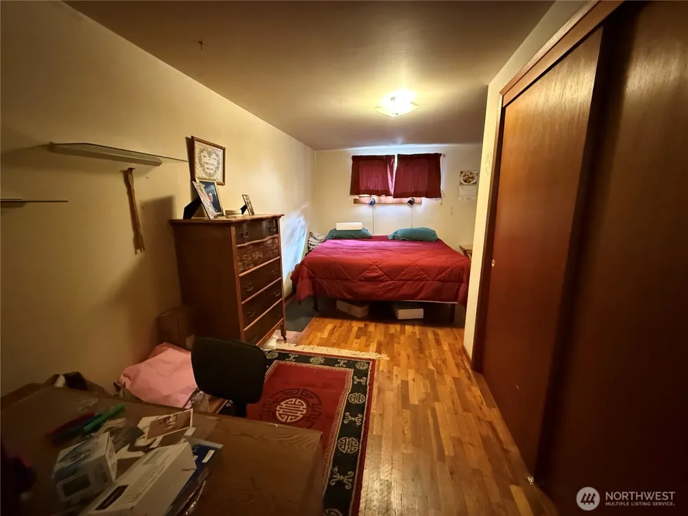 1940 4th Street Bremerton, WA 98337