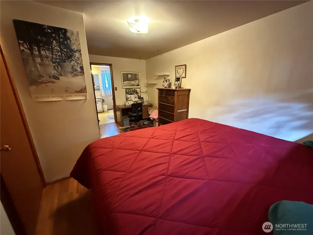 1940 4th Street Bremerton, WA 98337