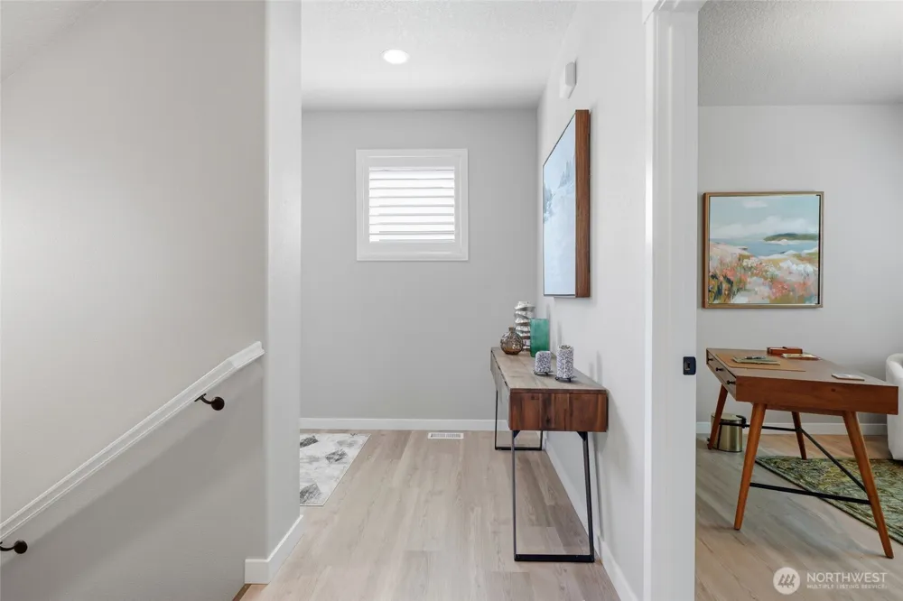 10706 NW 15th Place Vancouver, WA 98685