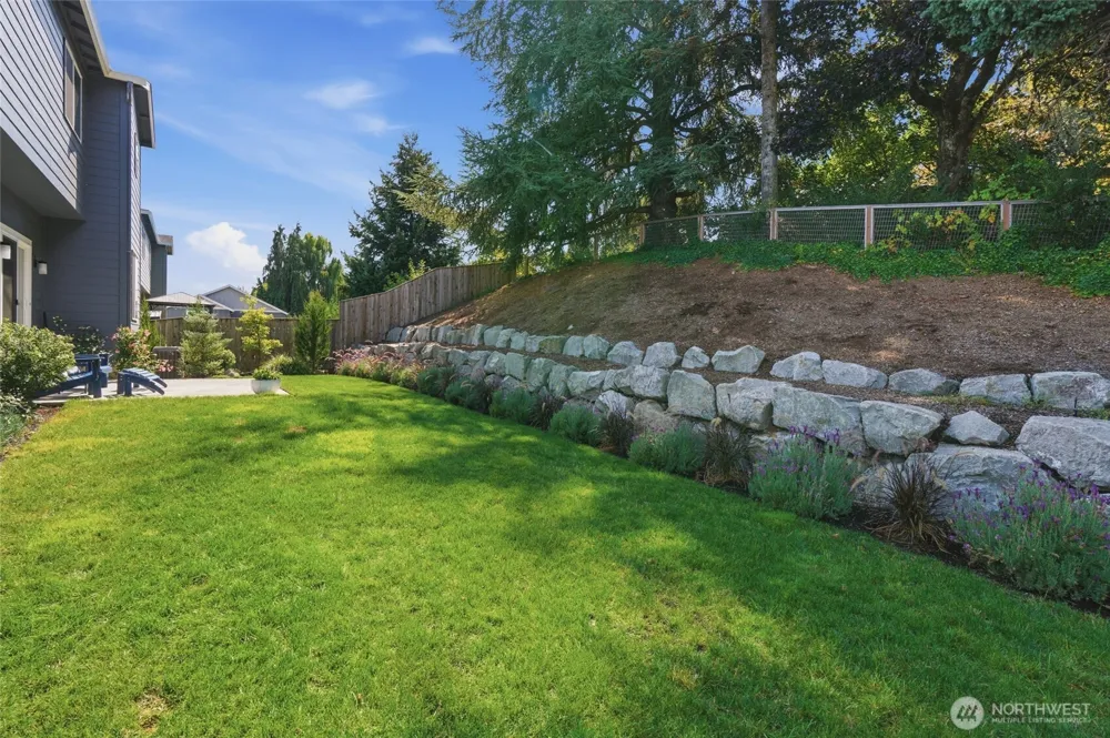 10706 NW 15th Place Vancouver, WA 98685