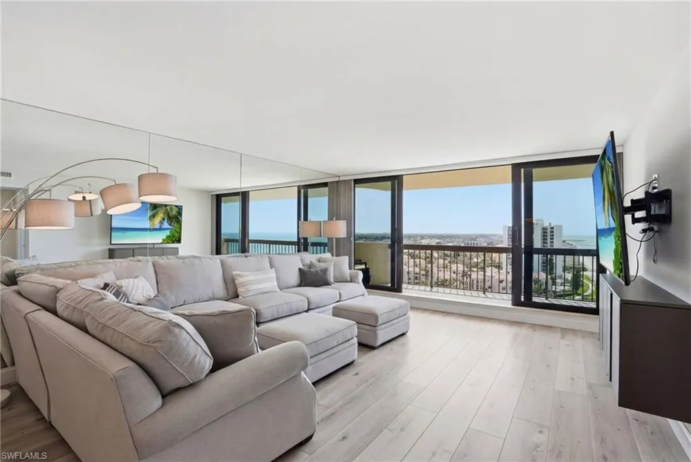 4001 Gulf Shore Boulevard #1407 Naples, FL 34103