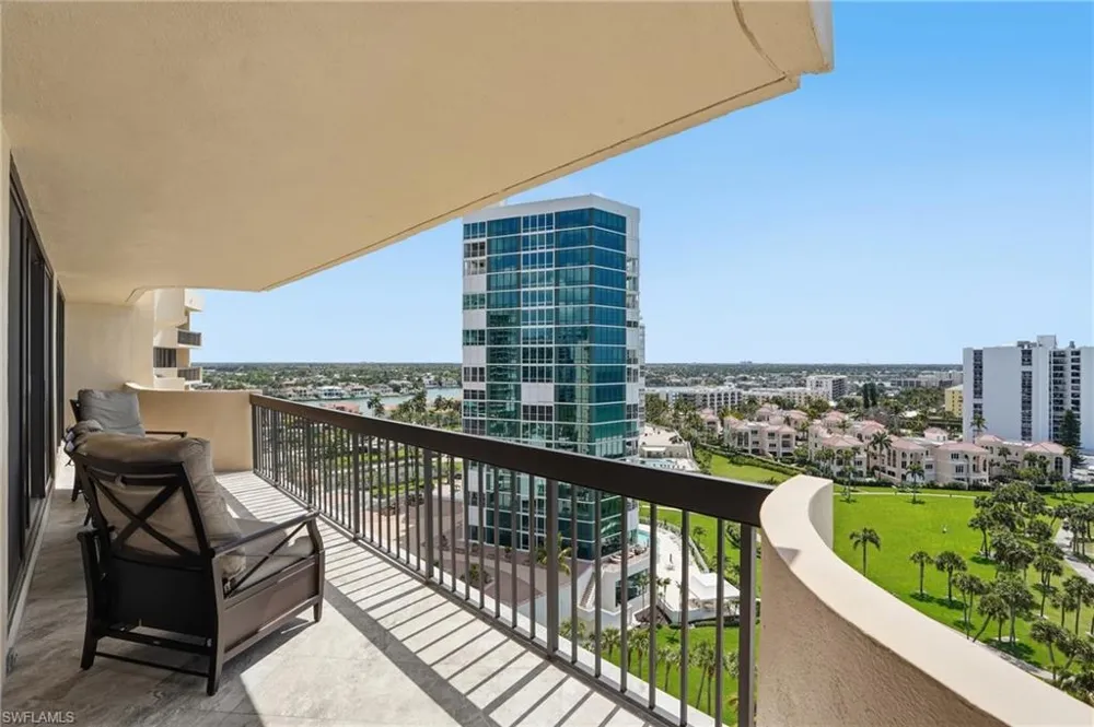 4001 Gulf Shore Boulevard #1407 Naples, FL 34103