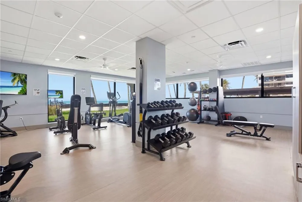 4001 Gulf Shore Boulevard #1407 Naples, FL 34103