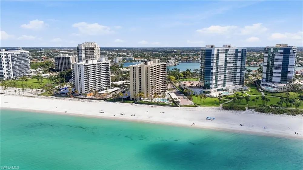 4001 Gulf Shore Boulevard #1407 Naples, FL 34103