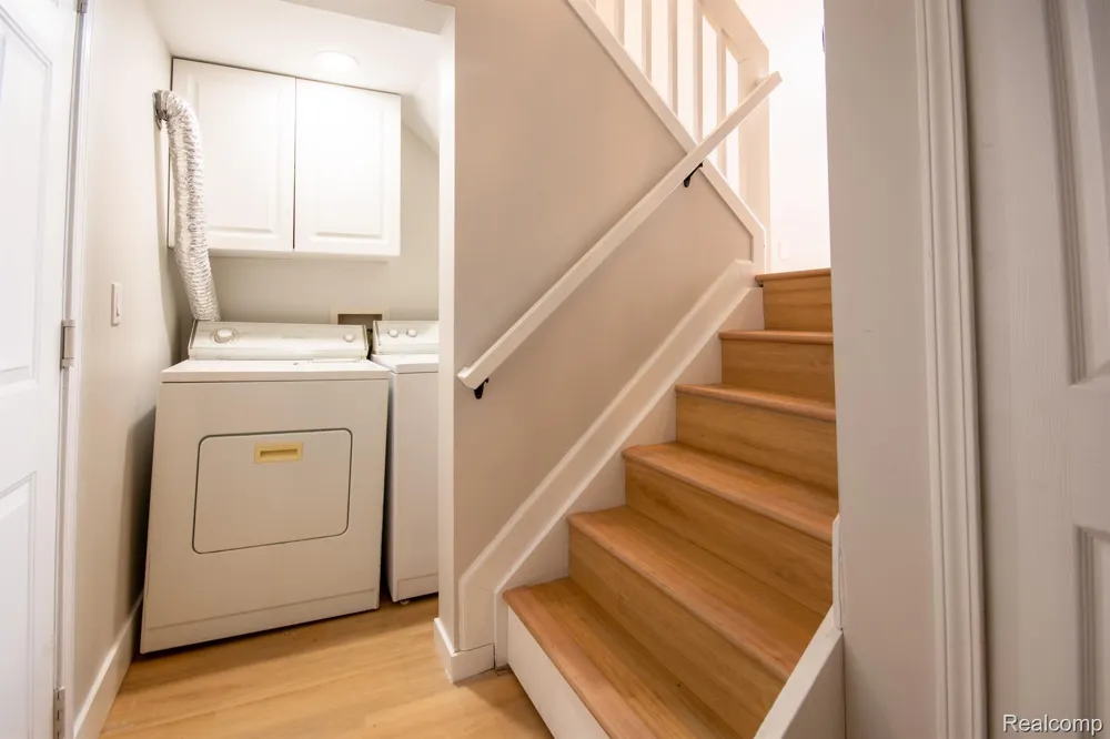 167 W Kenilworth Avenue Royal Oak City, MI 48067